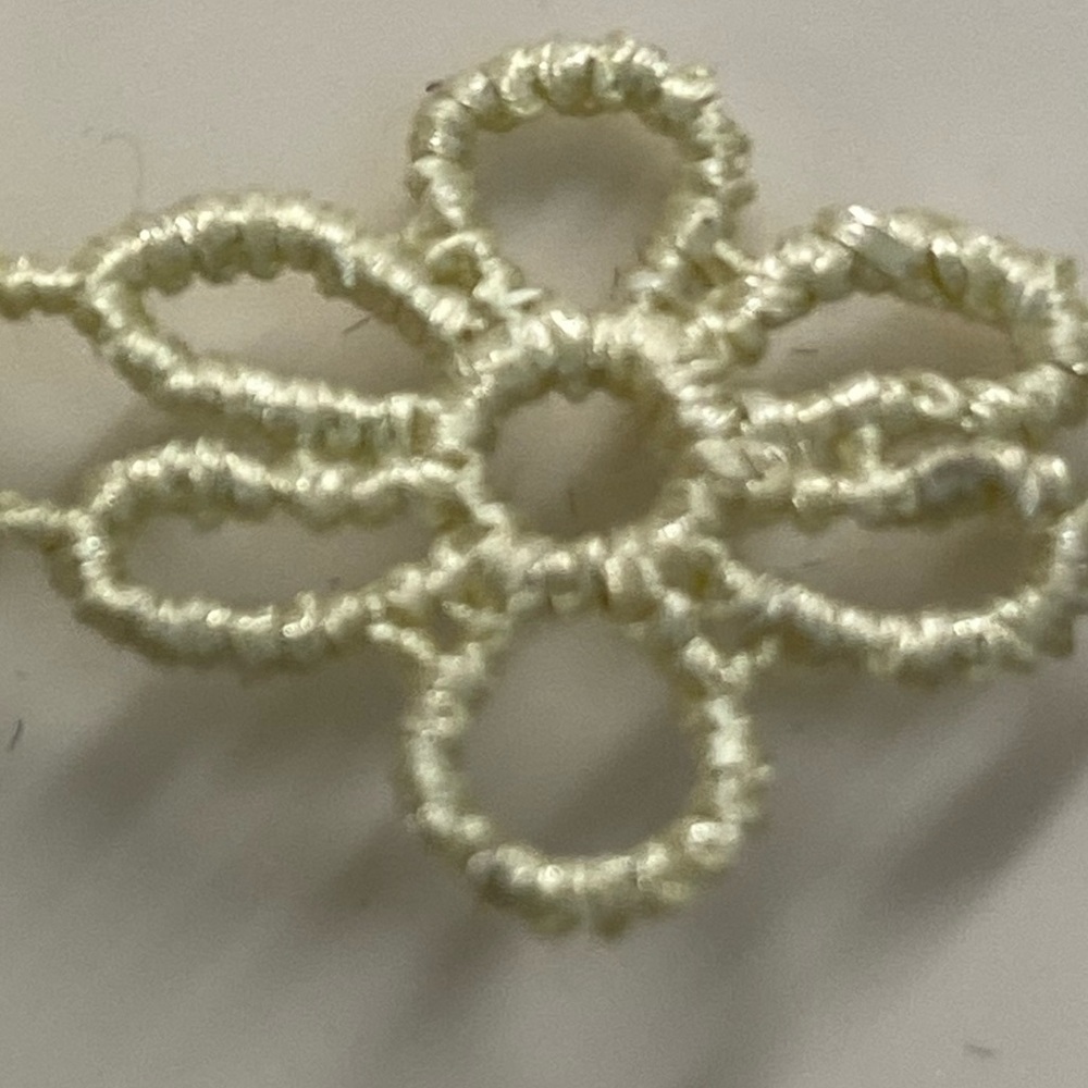 GEMMA SIMONE FLOWER CHOKER NECKLACE NEW - Picture 3 of 7